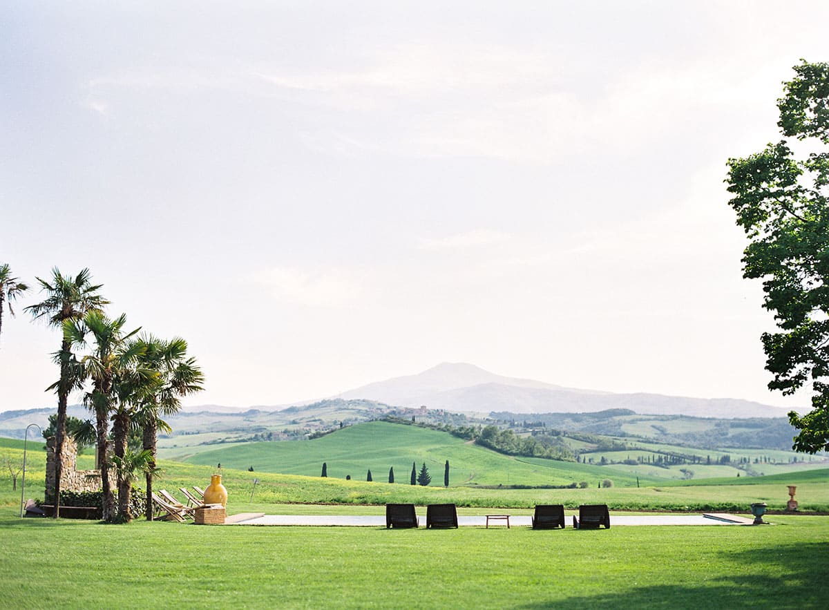 tuscany-villa-wedding-pool